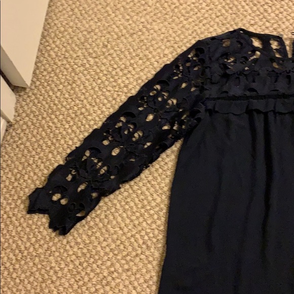 Loft navy blue lace sleeved top - Picture 3 of 7